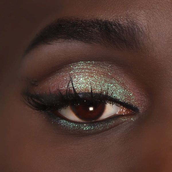 Moira Chroma Light Shadow Opal Gazed 17