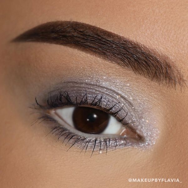 Moira Everlust shimmer cream shadow -Silver Lining 09