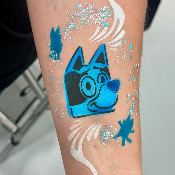 Blauer Welpe Facepainting-Schablone