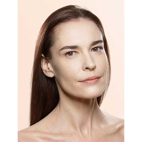 Makeup Factory Velvet Lifting Foundation Biskuit