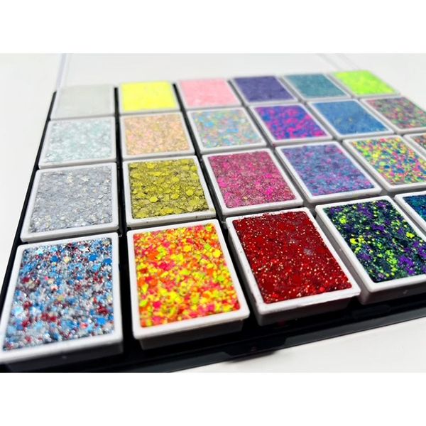 NEW ULTIMATE - Glam Glitter Cream Palette